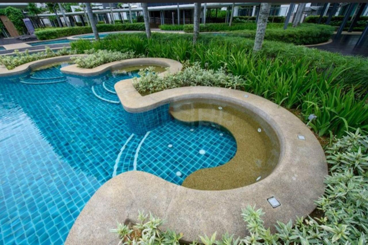 Cozy Kl Sunway Velocity For 1-5pax Connected To Mrt & Malls * Kuala Lumpur